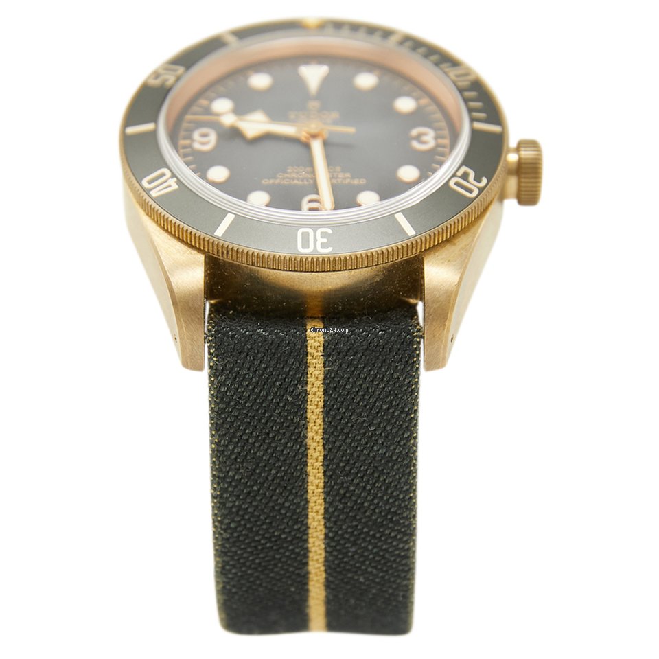 IMG_9081 Tudor Black Bay Bronze Mens watch Unisex Automatic Bronze M79250BA-0002 Replica 5