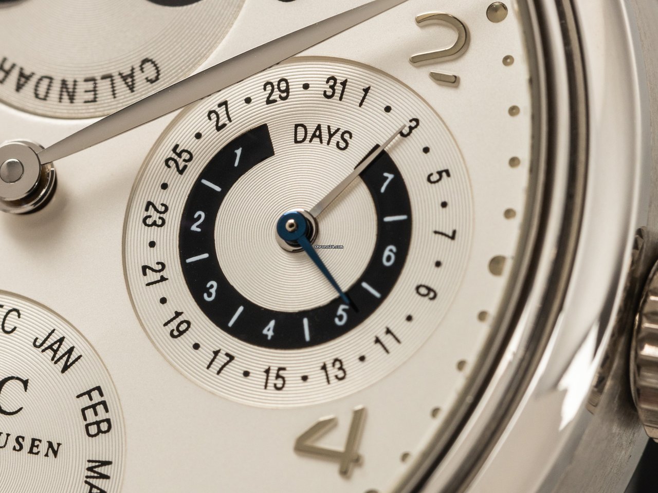 IMG_9081 IWC Portuguese Perpetual Calendar Mens watch Unisex Automatic Platinum IW502111 Replica 5