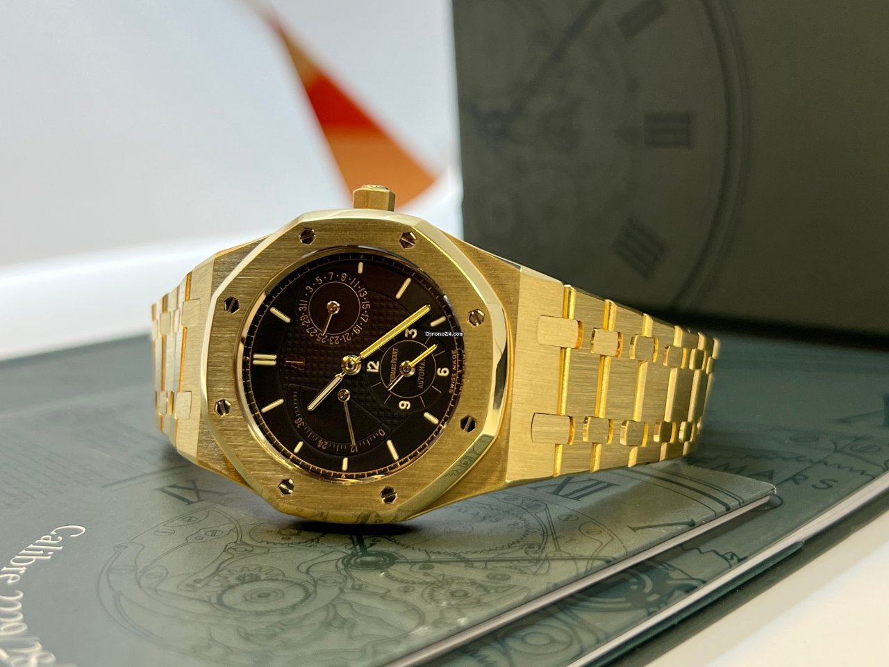 IMG_9081 Audemars Piguet Royal Oak Dual Time Mens watch Unisex Automatic Yellow gold 25730BA Replica 5