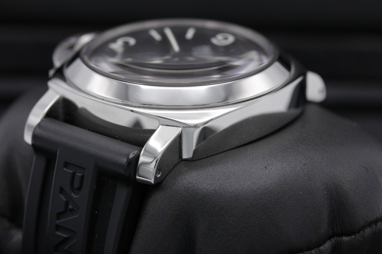 IMG_9081 Panerai Luminor Base Logo Steel PAM 000 Replica 5
