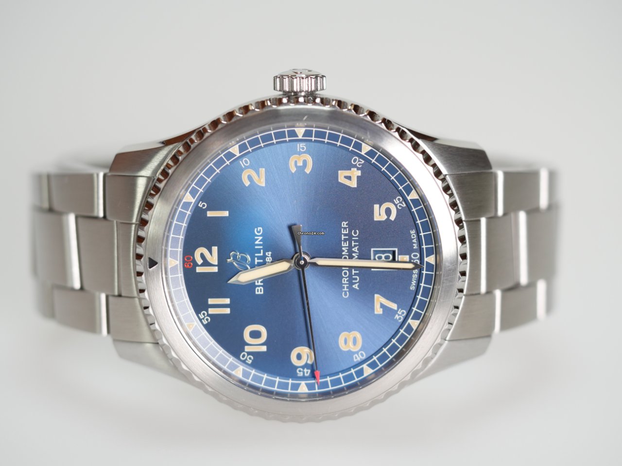 IMG_9081 Breitling Aviator 8 Mens watch Unisex Automatic Steel A17315101C1A1 Replica 5