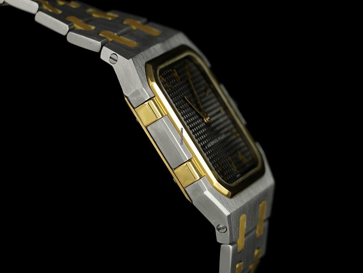IMG_9081 Audemars Piguet Royal Oak Jumbo Mens watch Unisex Quartz Gold Steel 8260 Replica 5