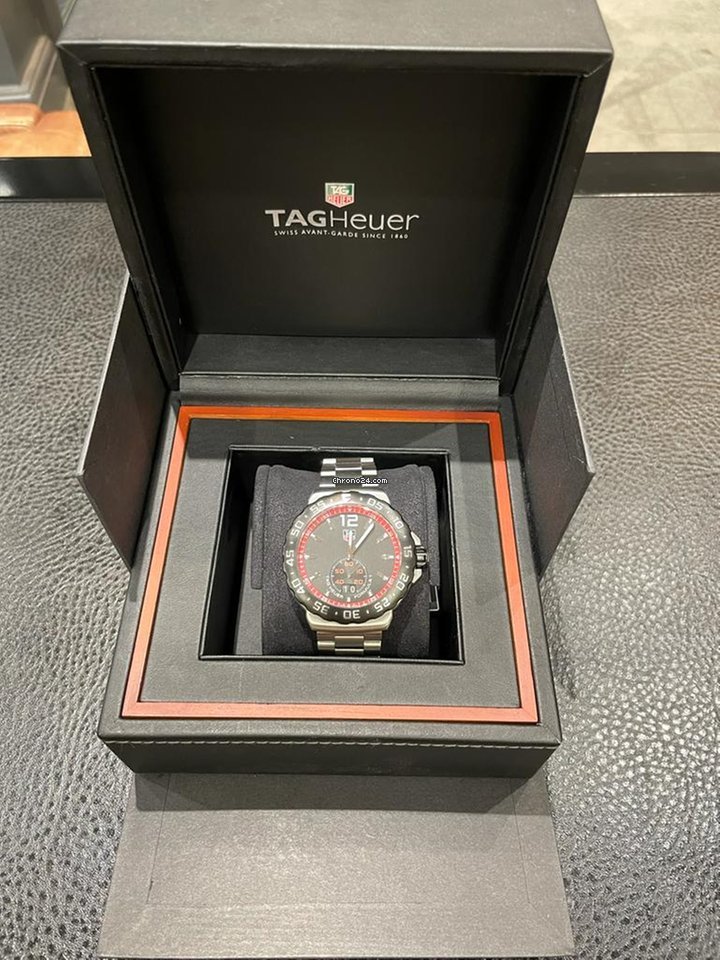 IMG_9081 TAG Heuer Formula 1 Quartz Mens watch Unisex Quartz Steel WAU1114.BA0858 Replica 5