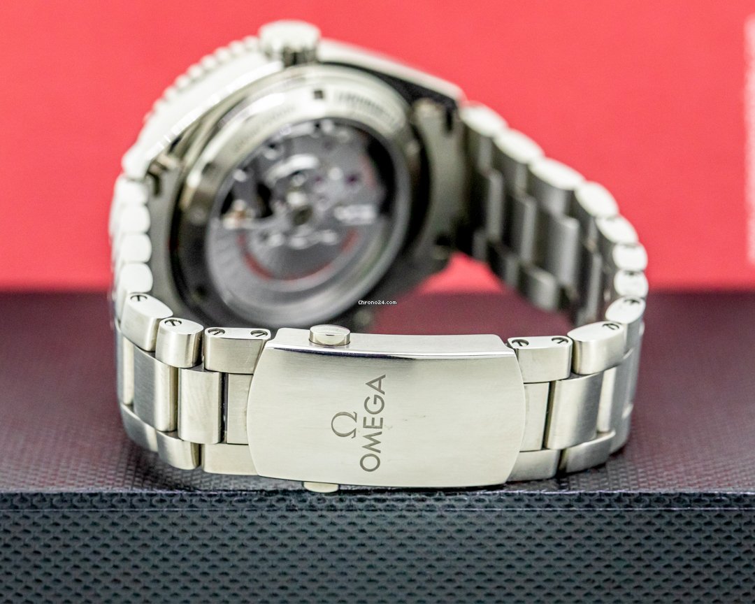 IMG_9081 Omega Seamaster Planet Ocean Mens watch Unisex Automatic Titanium 232.90.44.22.03.001 Replica 5