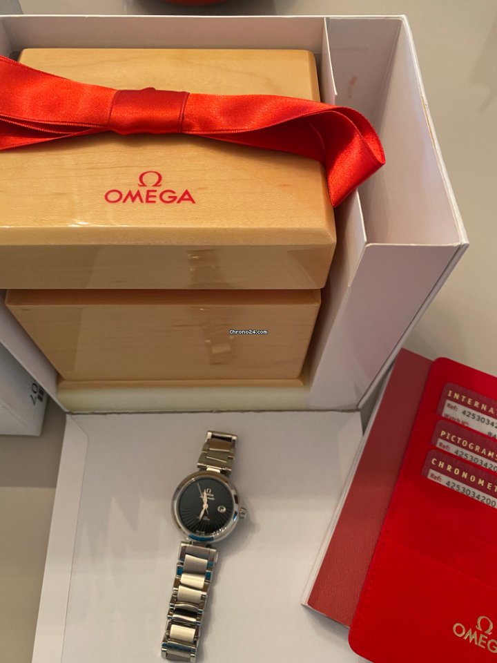 IMG_9081 Omega De Ville Ladymatic Womens watch Automatic Steel 425.30.34.20.05.001 Replica 5