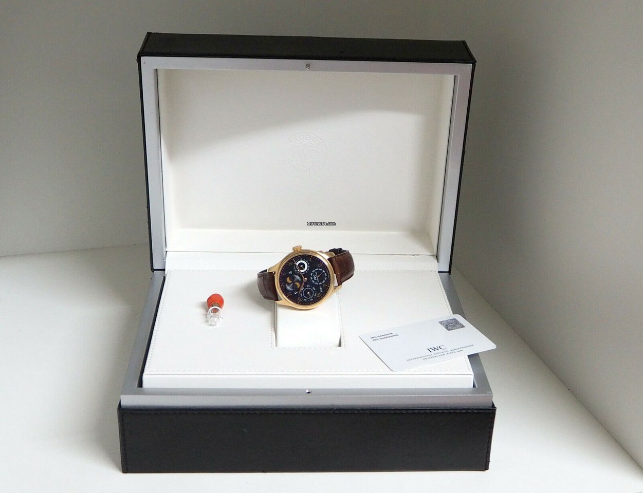 IWC Portuguese Perpetual Calendar Red gold 5021 Replica 5