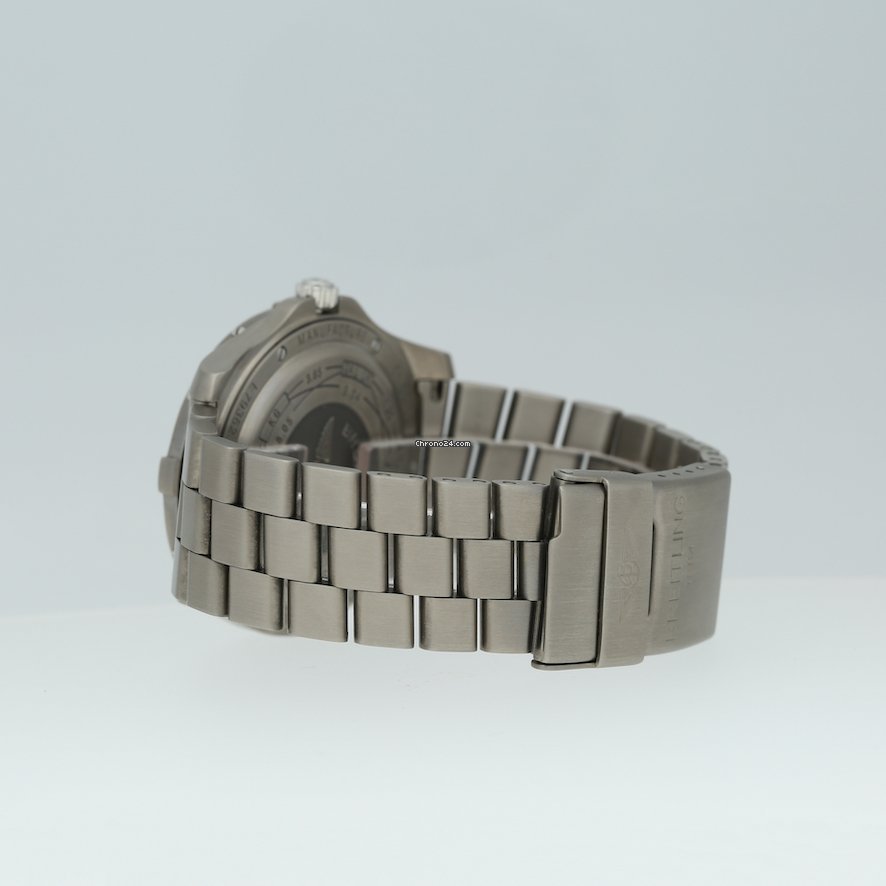 Breitling Aerospace Avantage Mens watch Unisex Quartz Titanium E7936210 Replica 5
