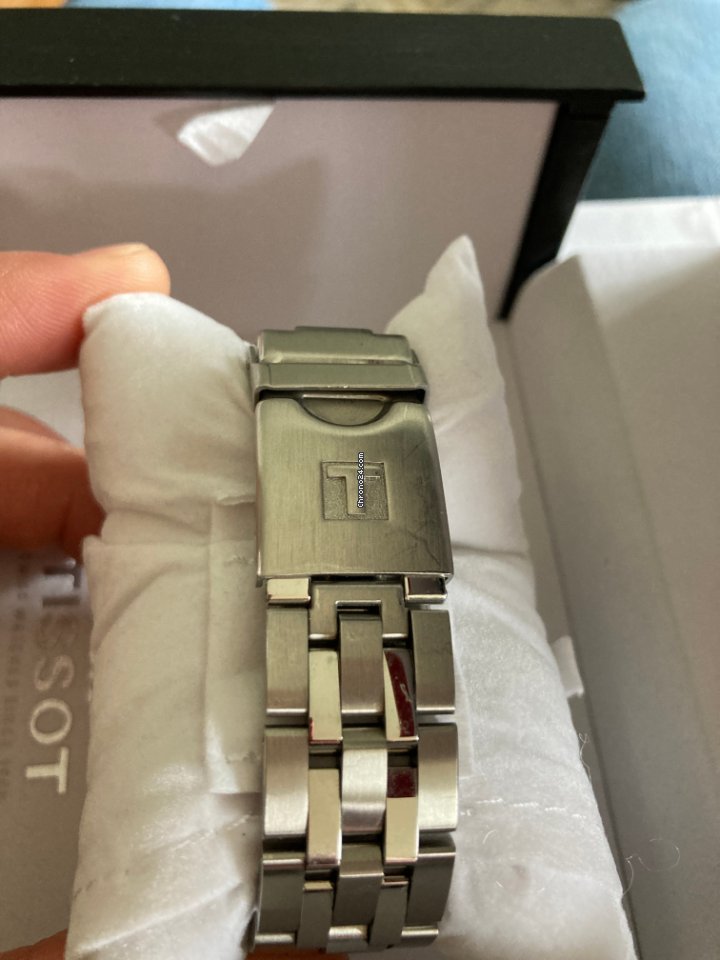 Tissot PRC 200 Mens watch Unisex Automatic Steel T055.430.11.057.00 Replica 5