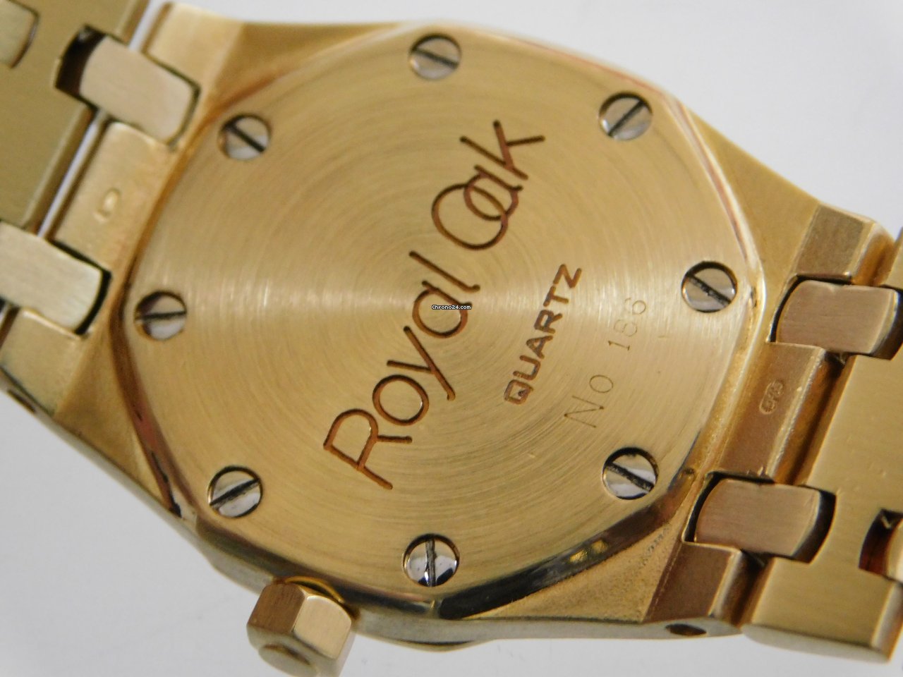 IMG_9081 Audemars Piguet Royal Oak Womens watch Quartz Yellow gold 66270BA Replica 5