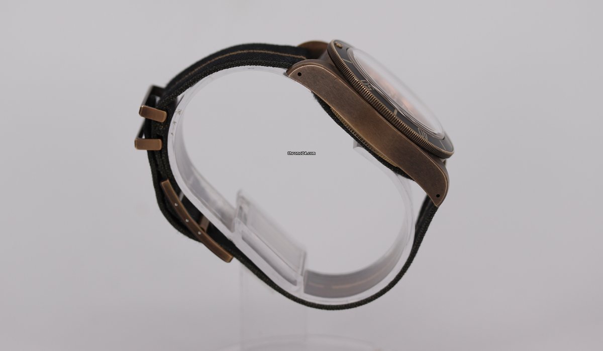 Tudor Black Bay Bronze Automatic Bronze 79250BA-0002 Replica 5