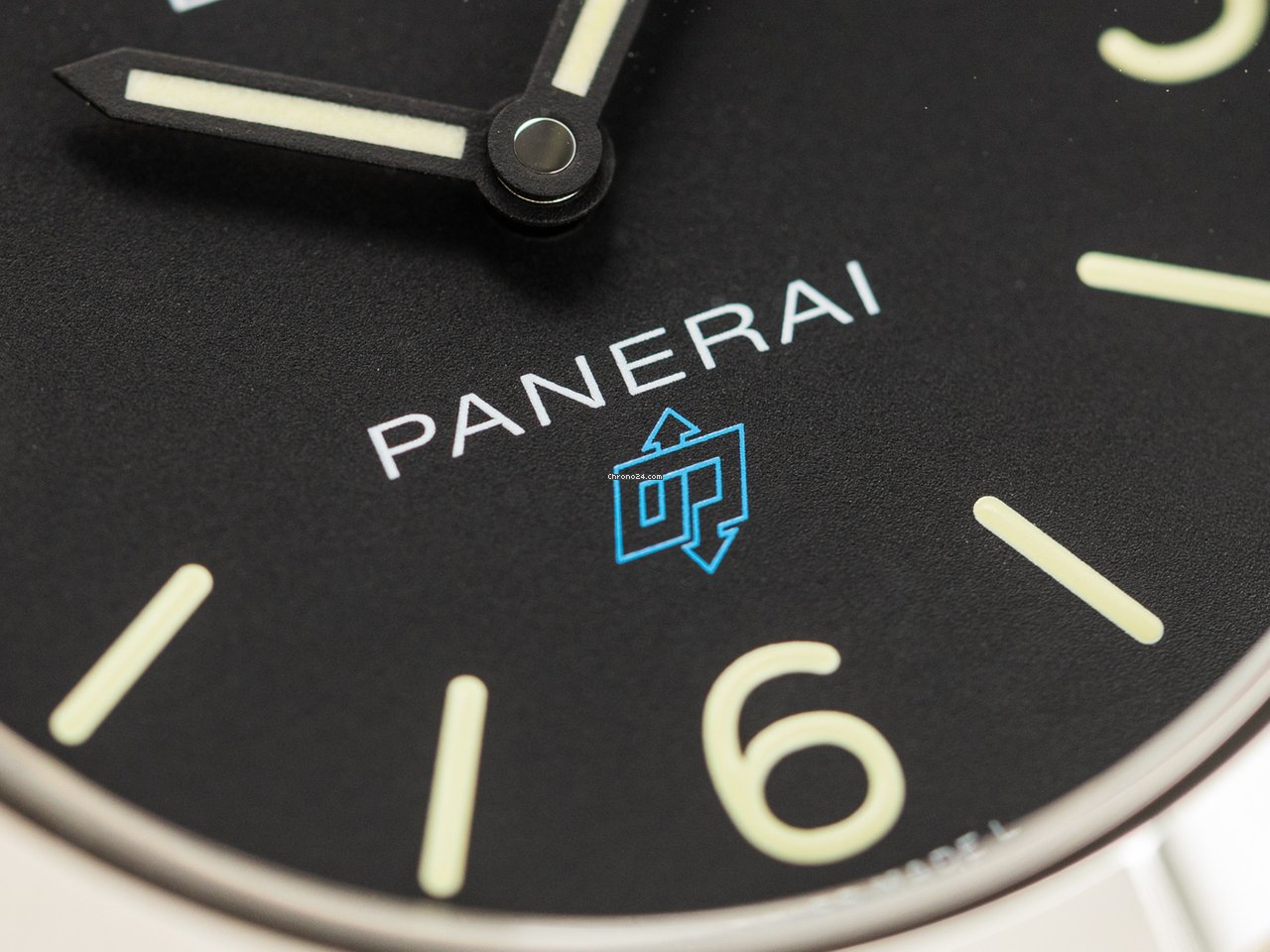 IMG_9081 Panerai Mens watch Unisex Automatic Steel PAM00774 Replica 5