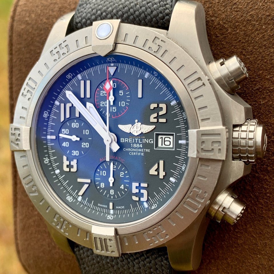 Breitling Avenger Bandit Mens watch Unisex Automatic Titanium E1338310 M534 Replica 5