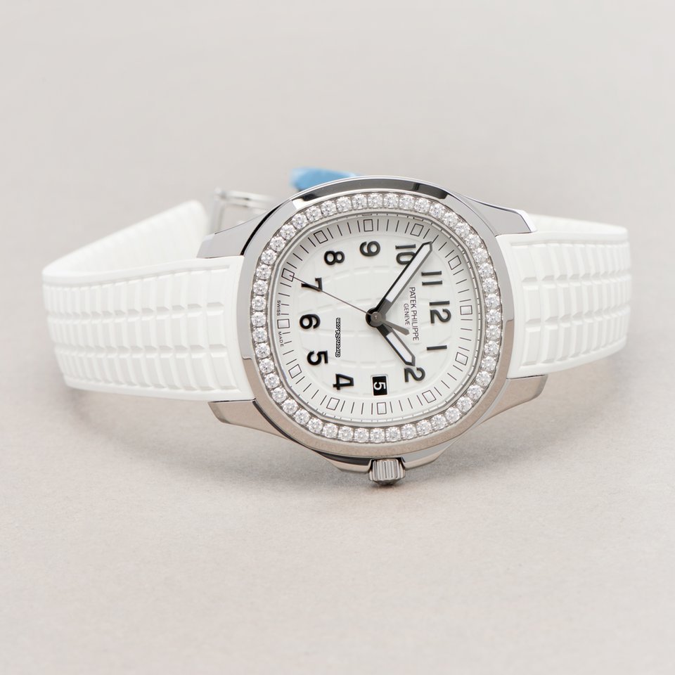 IMG_9081 Patek Philippe Aquanaut Mens watch Unisex Quartz Steel 5267 Replica 5