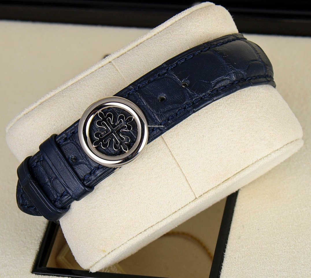 IMG_9081 Patek Philippe World Time Chronograph Mens watch Unisex Automatic White gold 5930G Replica 5