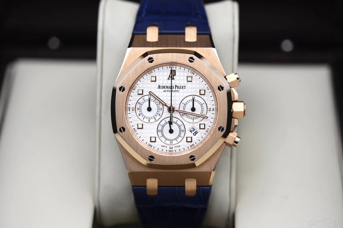 Audemars Piguet Royal Oak Chronograph Mens watch Unisex Automatic Rose gold 26022OR.OO.D088CR.01 Replica 5