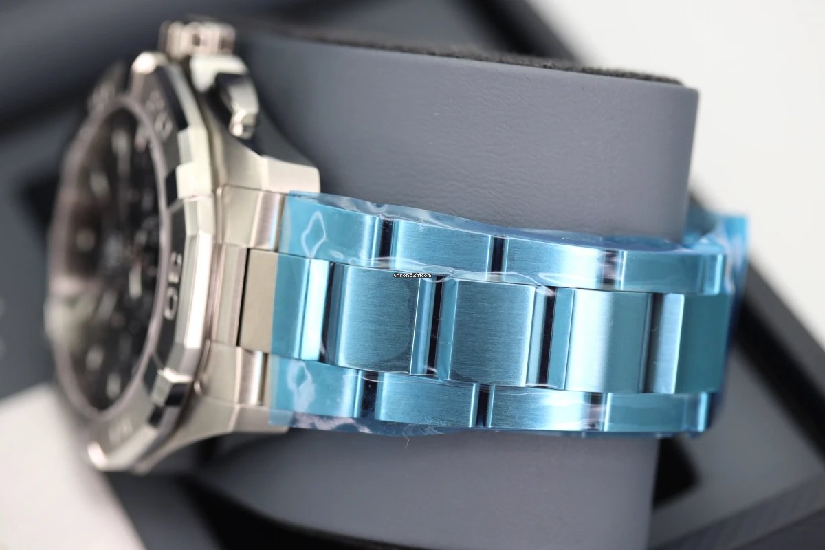 IMG_9081 TAG Heuer Aquaracer 300M Mens watch Unisex Quartz Steel CAY1110-0 Replica 5