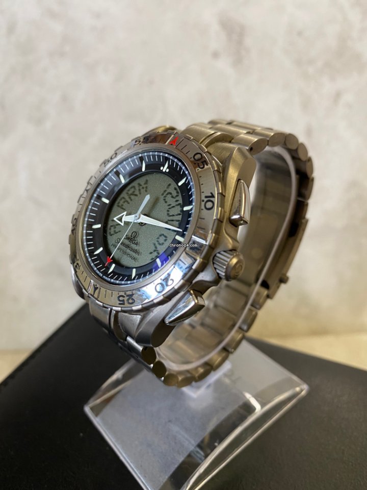 Omega Speedmaster Mens watch Unisex Quartz Titanium 3290.50 Replica 5