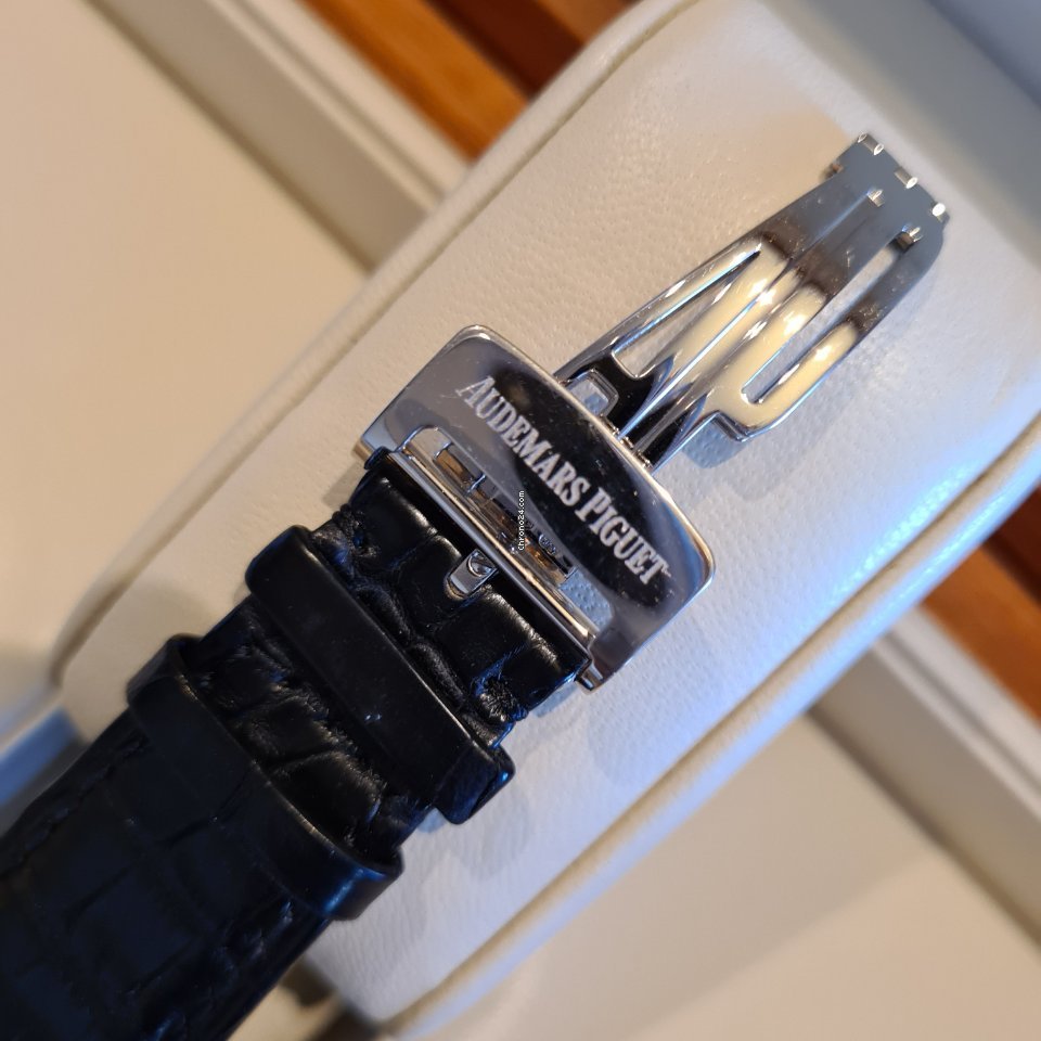 IMG_9081 Audemars Piguet Edward Piguet Mens watch Unisex Manual winding White gold 26009BC.OO.D002CR.01 Replica 5