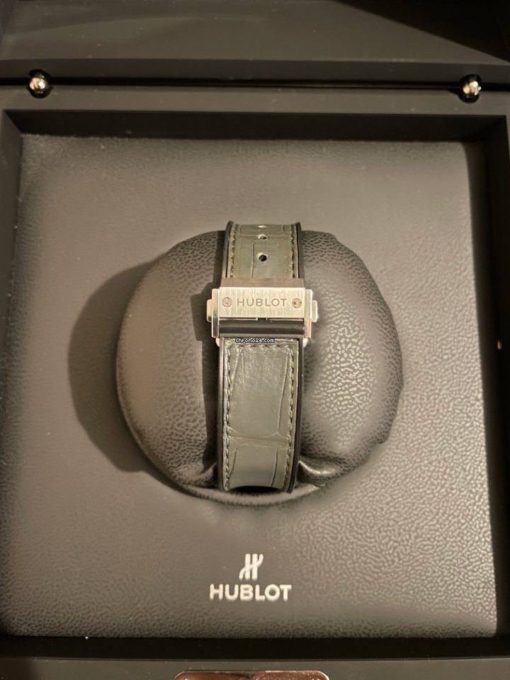 IMG_9081 Hublot Classic Fusion 45, 42, 38, 33 mm Automatic 1092832 Replica 5