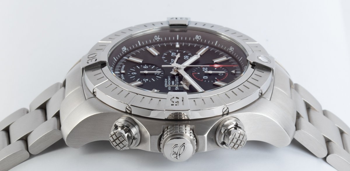 Breitling Super Avenger Mens watch Unisex Automatic Steel A13375101B1A1 Replica 5