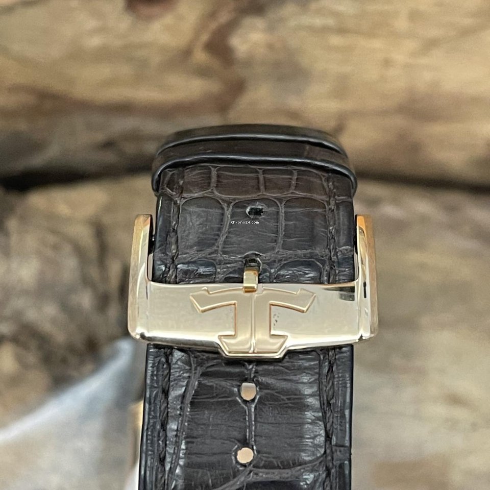 IMG_9081 Jaeger-LeCoultre Reverso Automatic Rose gold 273.2.62 Replica 5