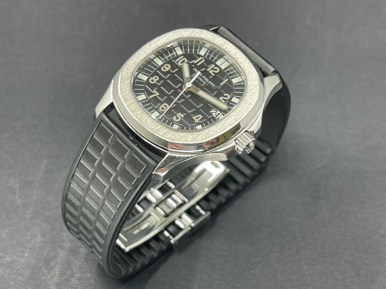IMG_9081 Patek Philippe Aquanaut Quartz Steel 5064A-001 Replica 5