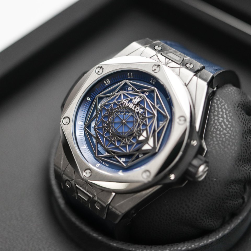 IMG_9081 Hublot Big Bang Sang Bleu Mens watch Unisex Automatic Titanium 415.NX.7179.VR.MXM18 Replica 5