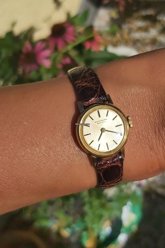 IWC Womens watch Manual winding Yellow gold 2802 Replica 5