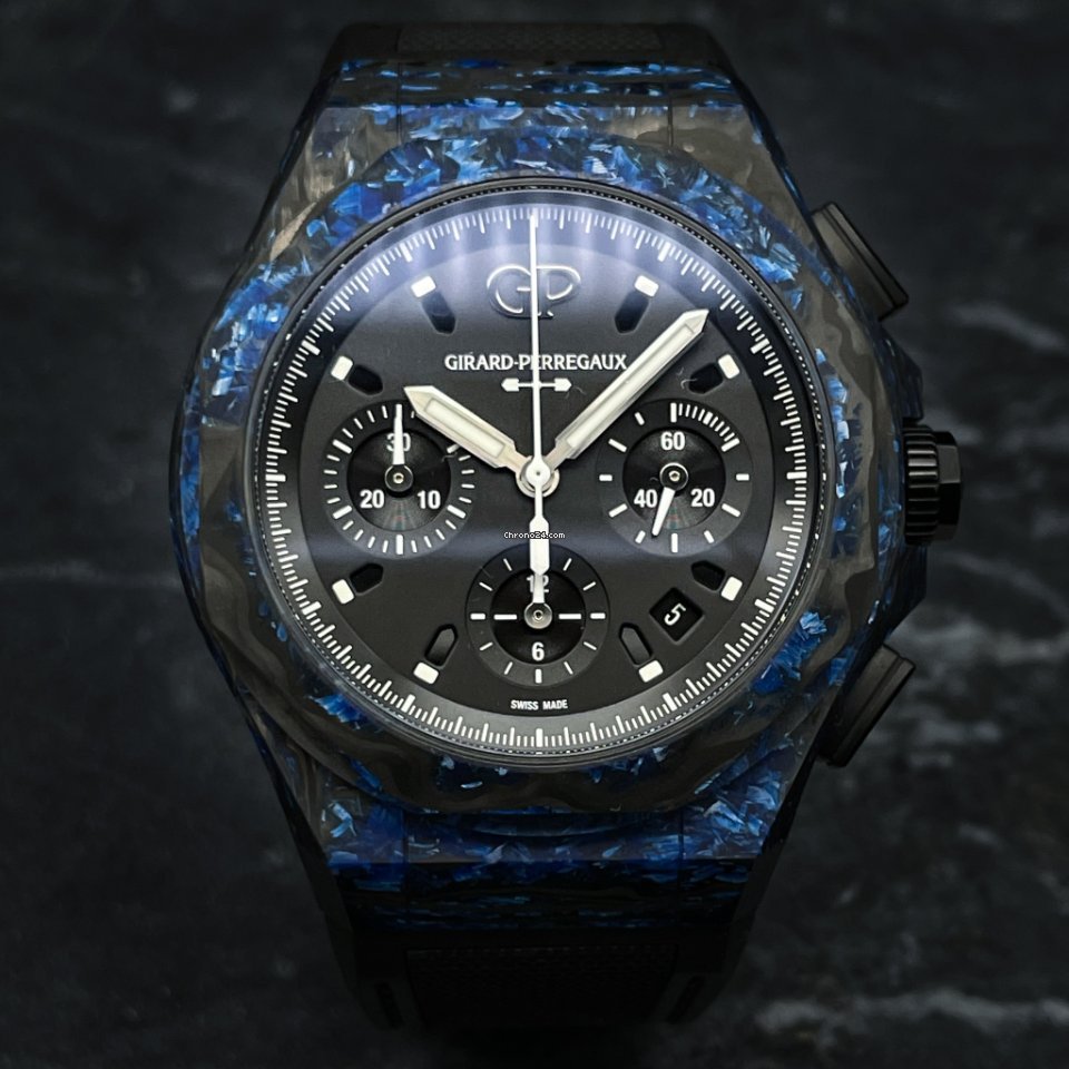 IMG_9081 Girard Perregaux Laureato Mens watch Unisex Automatic Carbon 81060-36-691-FH6A Replica 5