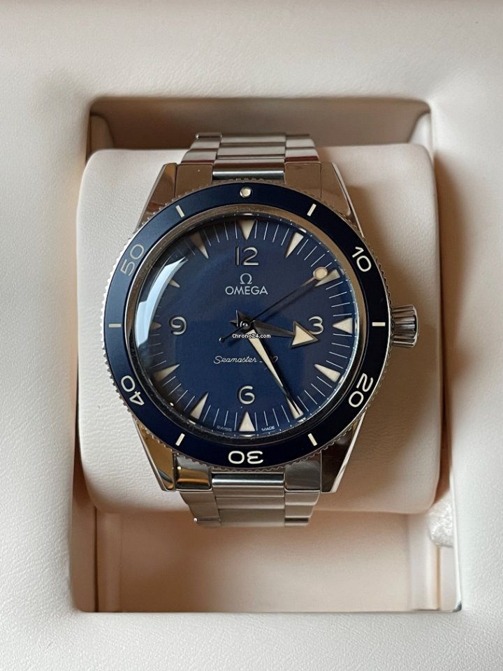 IMG_9081 Omega Seamaster 300 Mens watch Unisex Automatic Steel 234.30.41.21.03.001 Replica 5