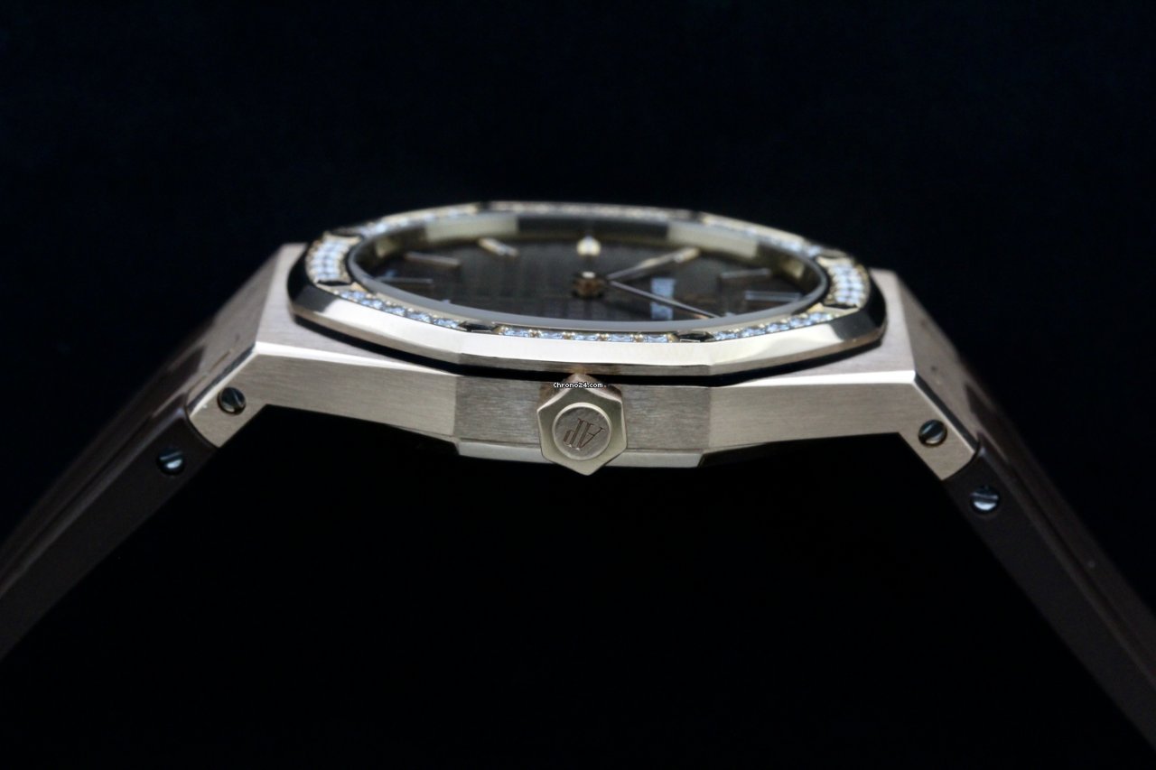 IMG_9081 Audemars Piguet Royal Oak Lady Quartz Rose gold 67651OR Replica 5