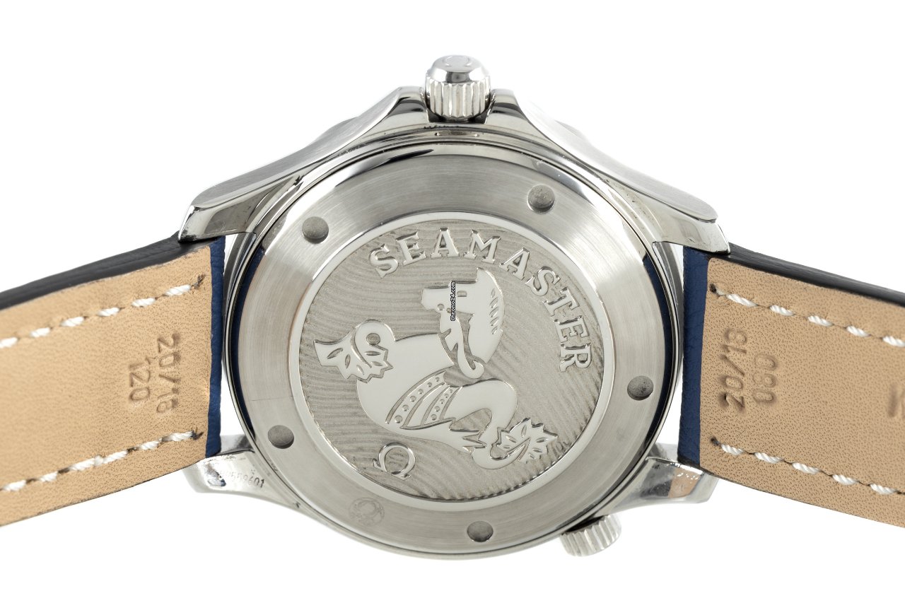 Omega Seamaster Diver 300 M Mens watch Unisex Automatic Steel 212.30.41.20.03.001 Replica 5