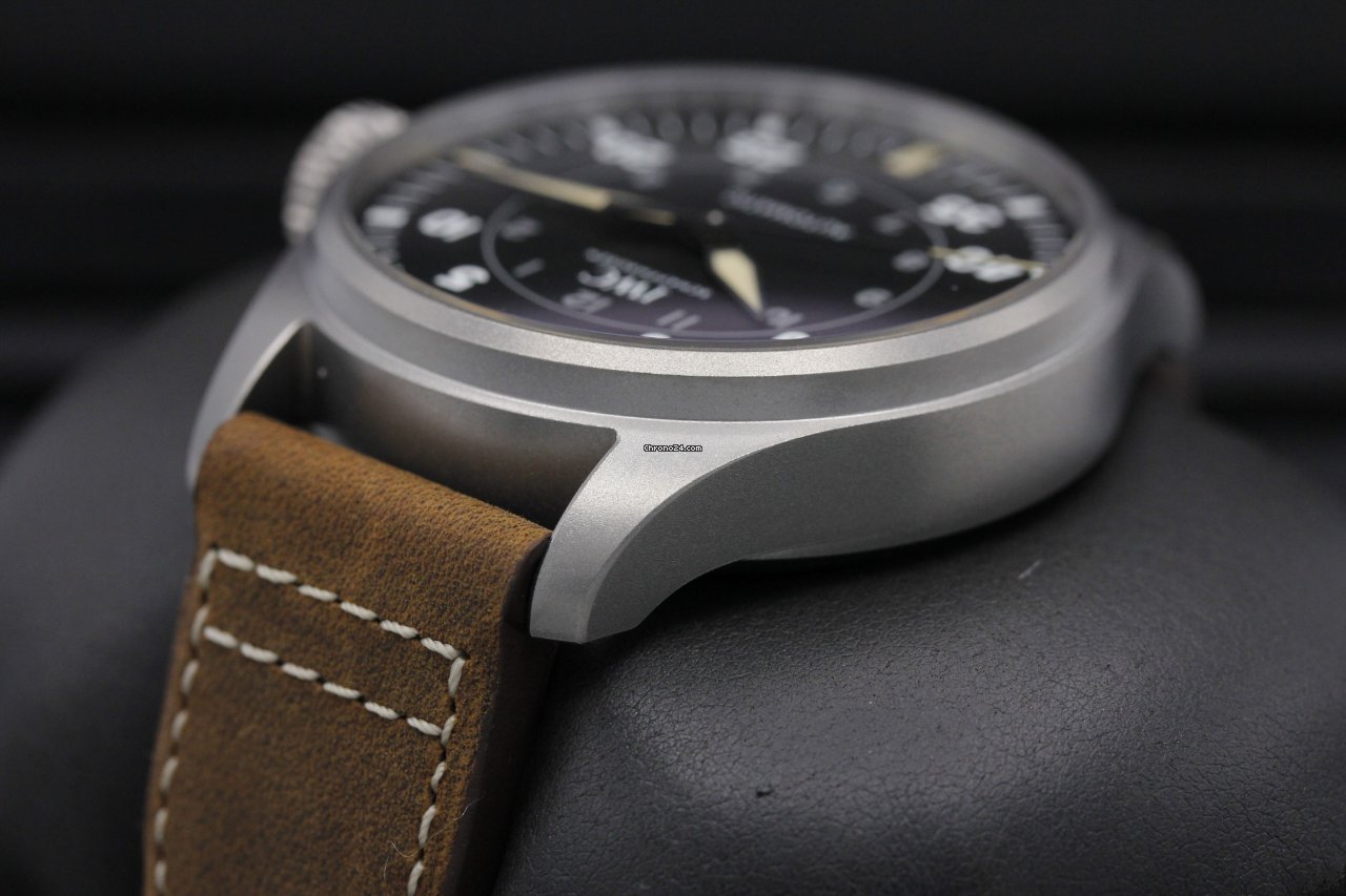IMG_9081 IWC Big Pilot Titanium IW329701 Replica 5