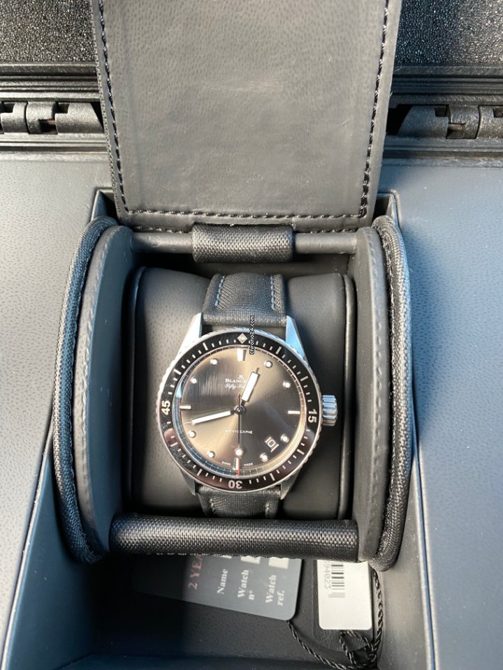IMG_9081 Blancpain Fifty Fathoms Bathyscaphe Mens watch Unisex Automatic 5000 1110 B52A Replica 5