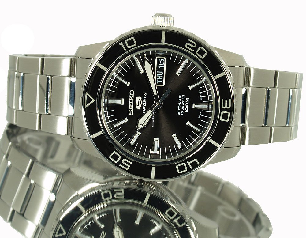 IMG_9081 Seiko 5 Sports Mens watch Unisex Automatic Steel SNZH55J1 Replica 5