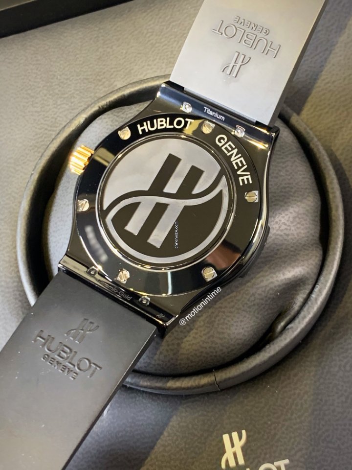 IMG_9081 Hublot Classic Fusion 45, 42, 38, 33 mm Mens watch Unisex Automatic Ceramic 511.CP.1780.RX Replica 5