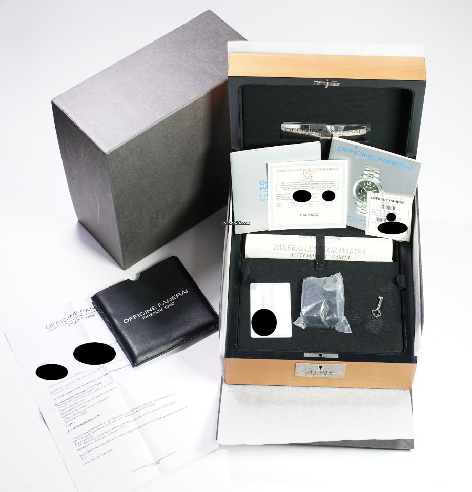 IMG_9081 Panerai Special Editions Automatic Steel PAM 00107 Replica 5