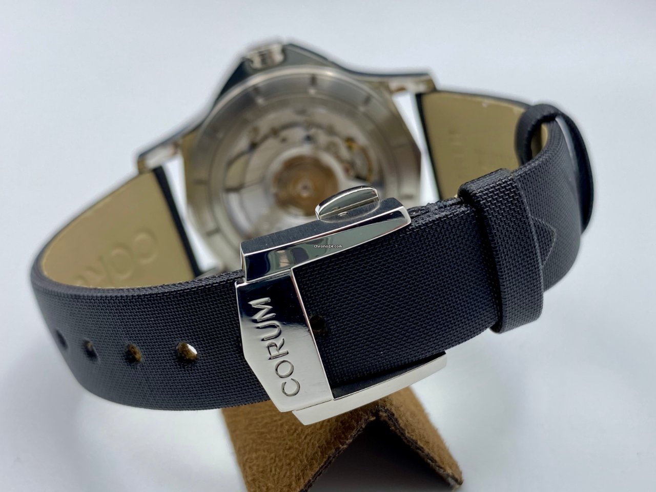 Corum Admirals Cup Legend 38 Womens watch Automatic Steel 082.101.47 0F41 PN11 Replica 5