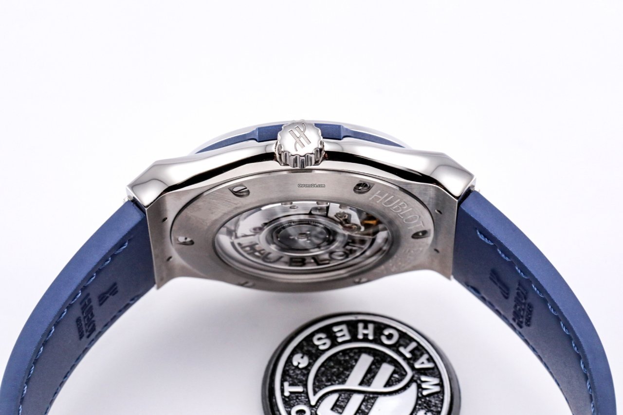 IMG_9081 Hublot Classic Fusion Blue Mens watch Unisex Automatic Titanium 565.NX.7170.LR Replica 5