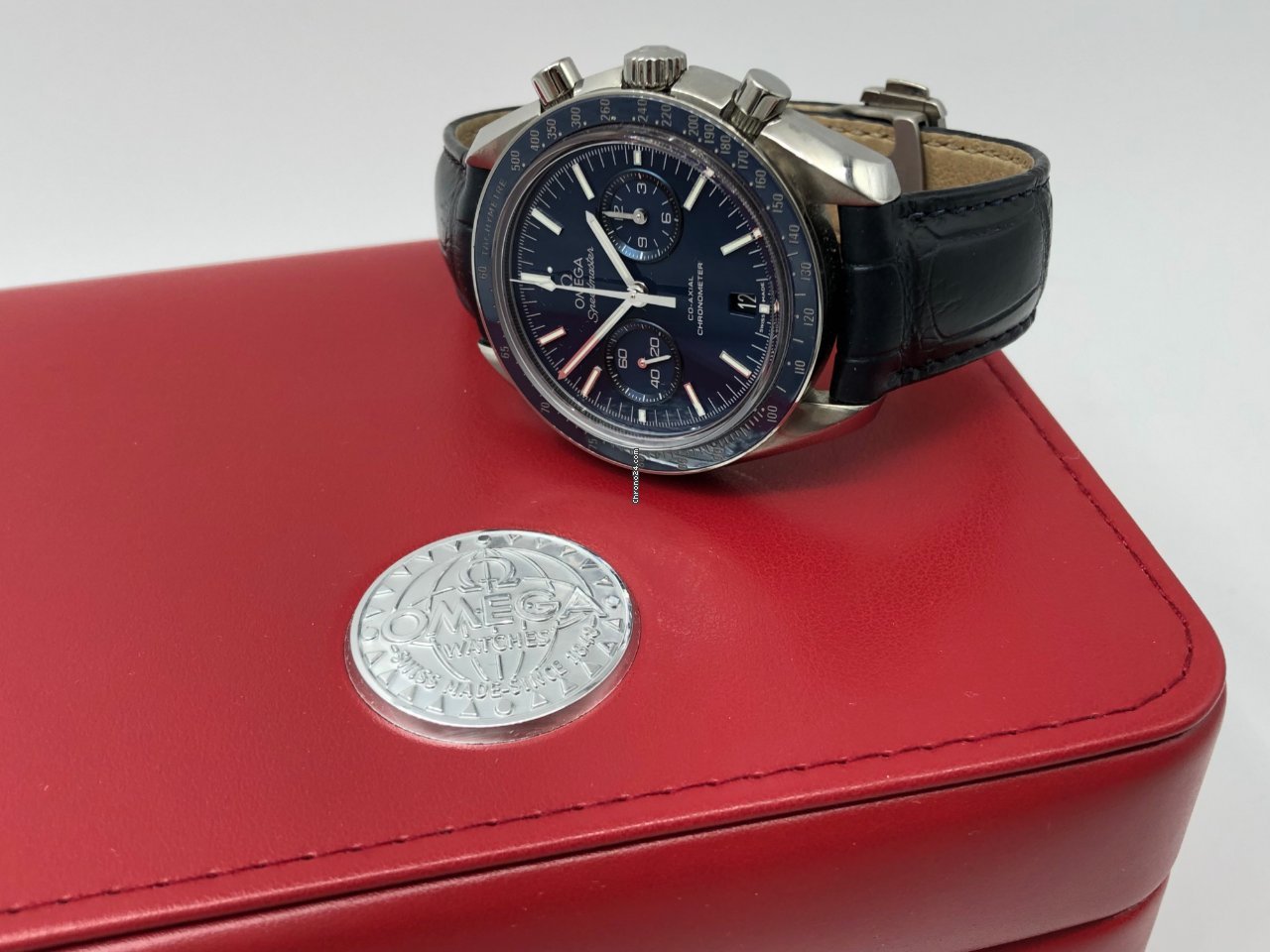 IMG_9081 Omega Speedmaster Professional Moonwatch Mens watch Unisex Automatic Titanium 311.93.44.51.03.001 Replica 6
