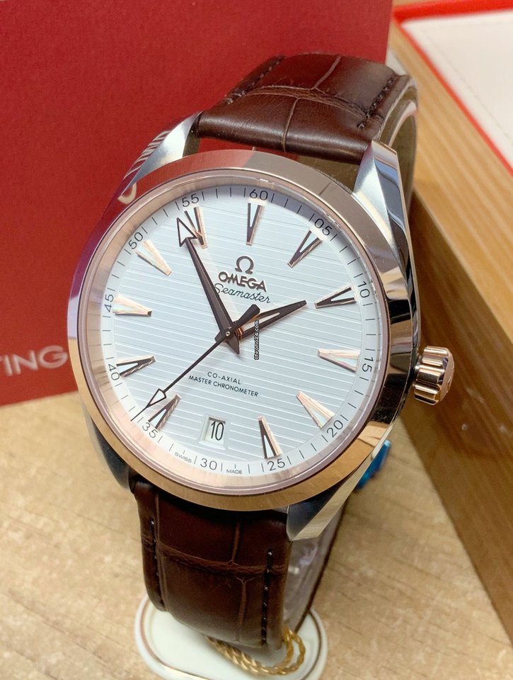 Omega Seamaster Aqua Terra Mens watch Unisex Automatic Gold Steel 220.23.41.21.02.001 Replica 6
