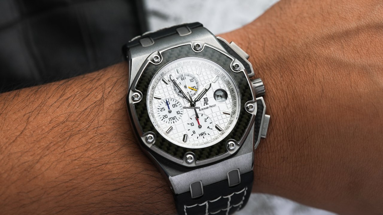 IMG_9081 Audemars Piguet Royal Oak Offshore Chronograph Mens watch Unisex Automatic Titanium 26030IO.OO.D001IN.01 Replica 6