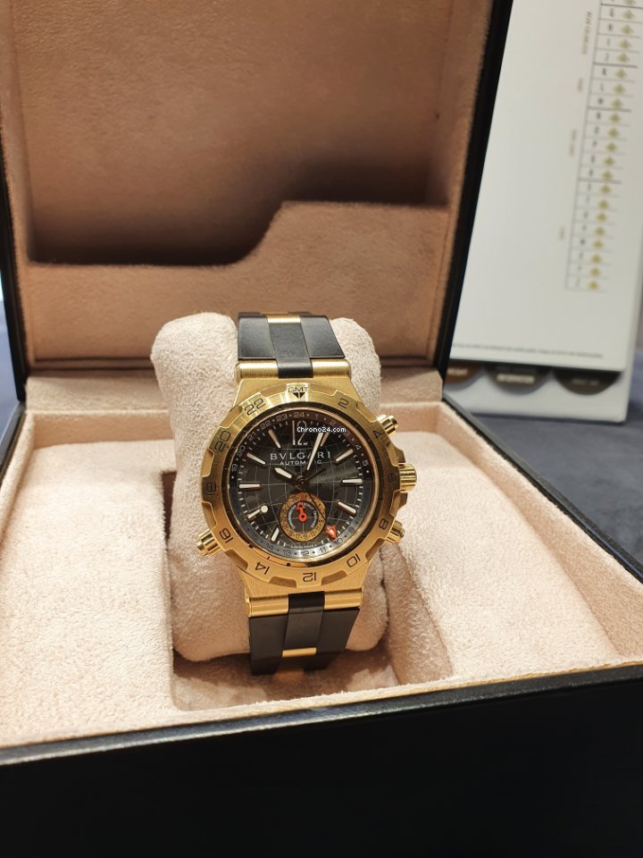IMG_9081 Bulgari Diagono Mens watch Unisex Automatic Yellow gold DP42 G GMT Replica 6
