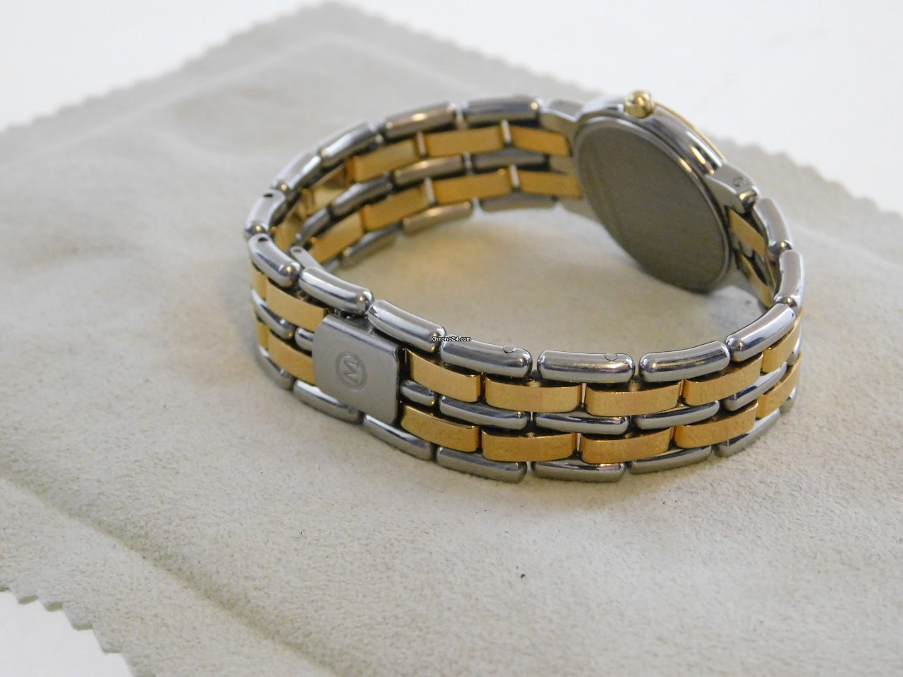IMG_9081 Movado Museum Womens watch Quartz Gold Steel 81-25-825 Replica 6