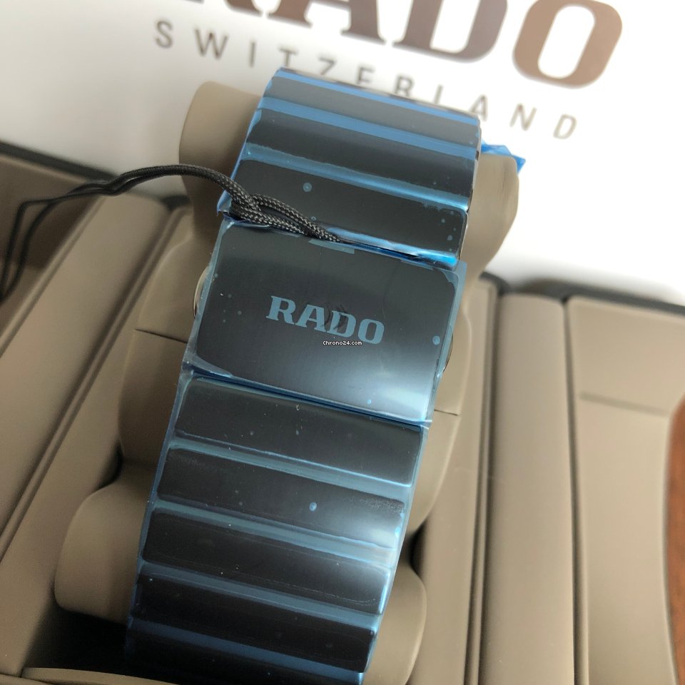 Rado Ceramica Mens watch Unisex Ceramic R21700722 Replica 6