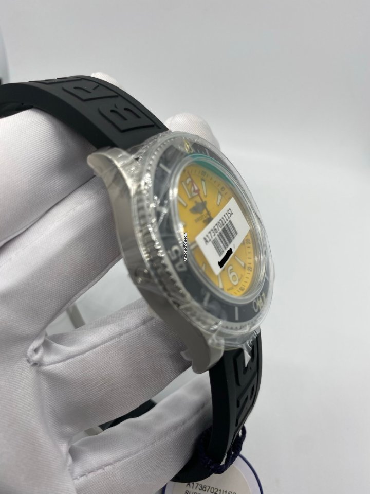 IMG_9081 Breitling Superocean 44 Mens watch Unisex Automatic Steel A17367021I1S2 Replica 6