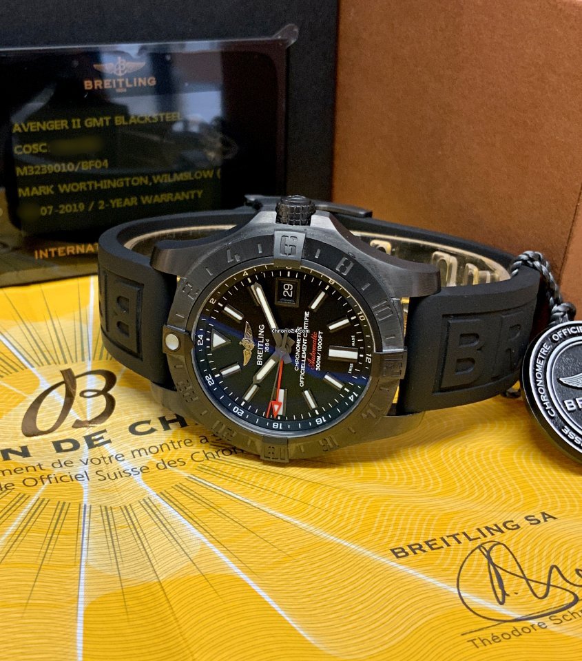 IMG_9081 Breitling Avenger II GMT Mens watch Unisex Automatic Steel M3239010 BF04 Replica 6