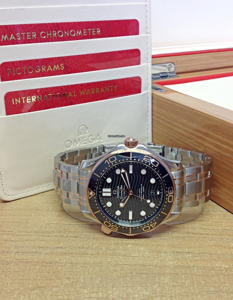 Omega Seamaster Diver 300 M Mens watch Unisex Automatic Gold Steel 210.20.42.20.01.001 Replica 6