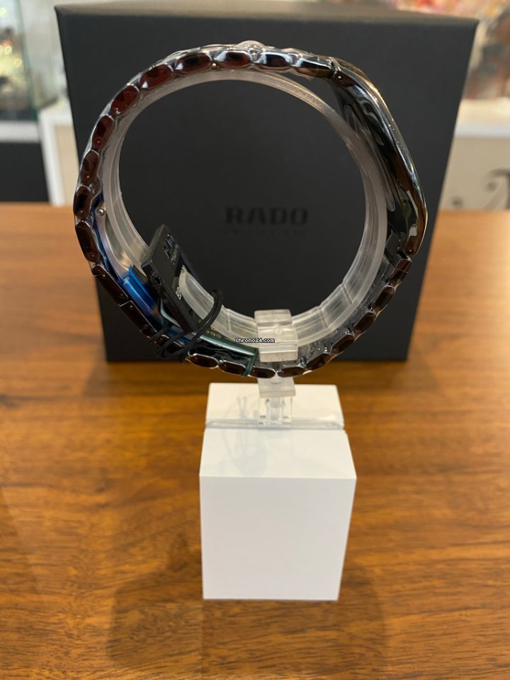 Rado Mens watch Unisex Quartz Ceramic R27009192 Replica 6