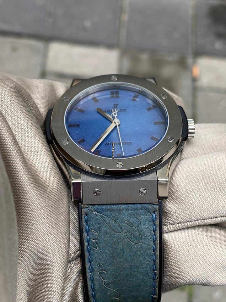 IMG_9081 Hublot Classic Fusion 45, 42, 38, 33 mm Mens watch Unisex Automatic Titanium 511.NX.050B.VR.BER16 Replica 6
